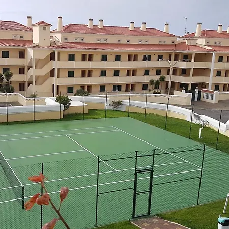 Lovelystay - Sea View With Pool & Garden Apartment