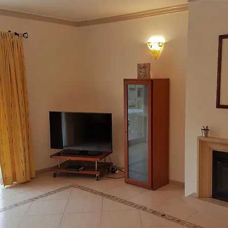Lovelystay - Sea View With Pool & Garden *